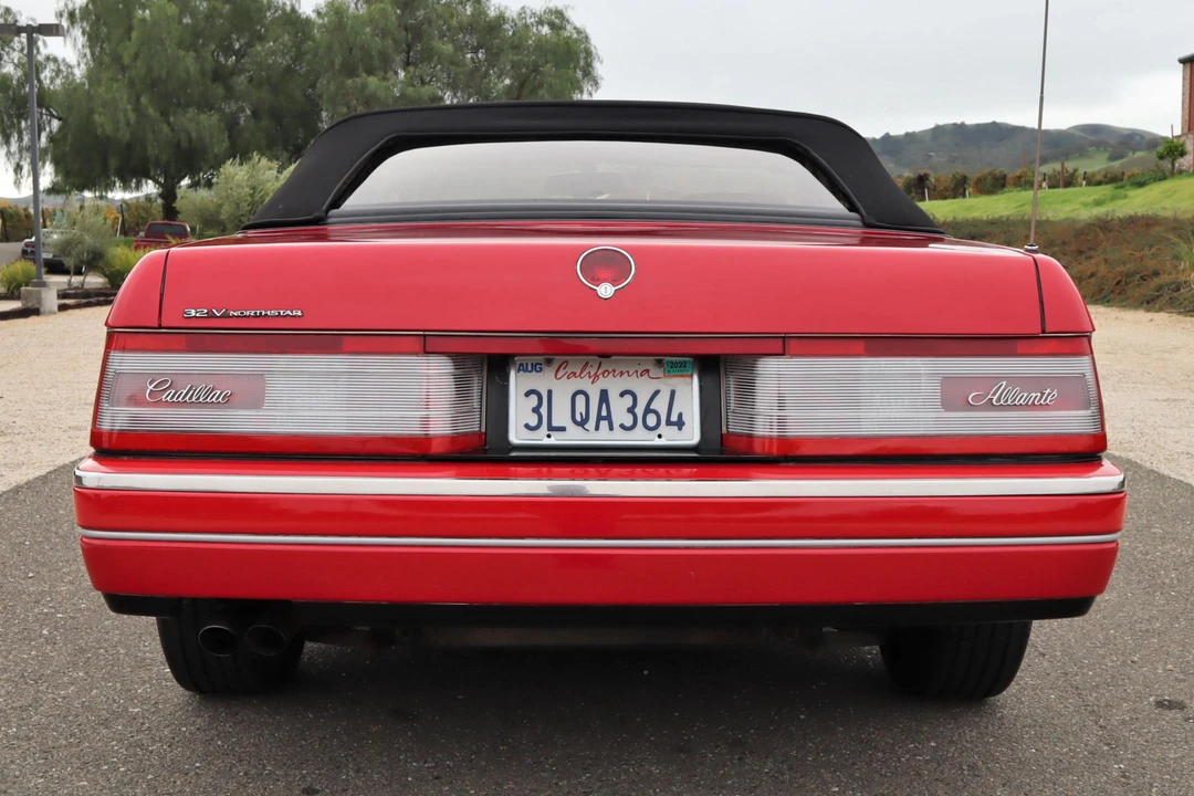 1993 Cadillac Allante - Image 5 of 31