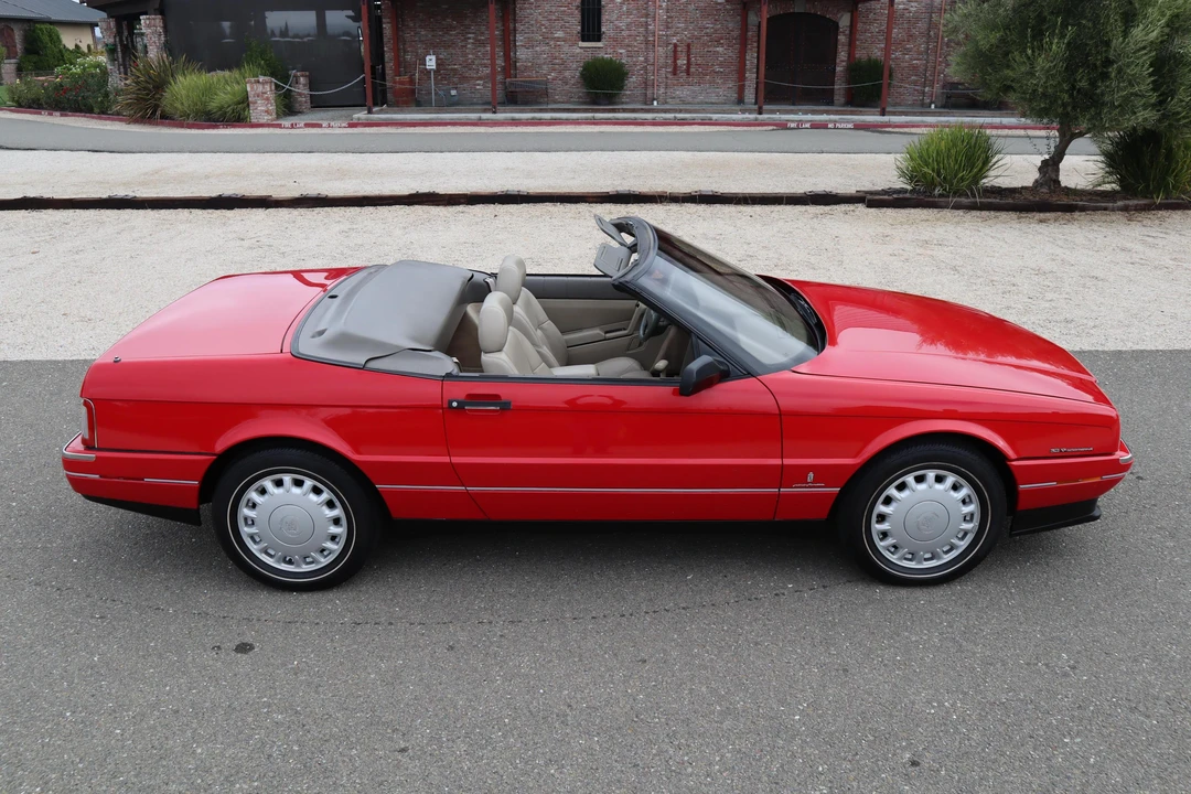 1993 Cadillac Allante - Image 3 of 31