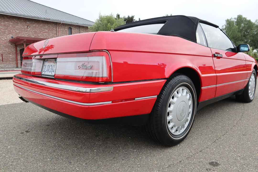 1993 Cadillac Allante - Image 31 of 31