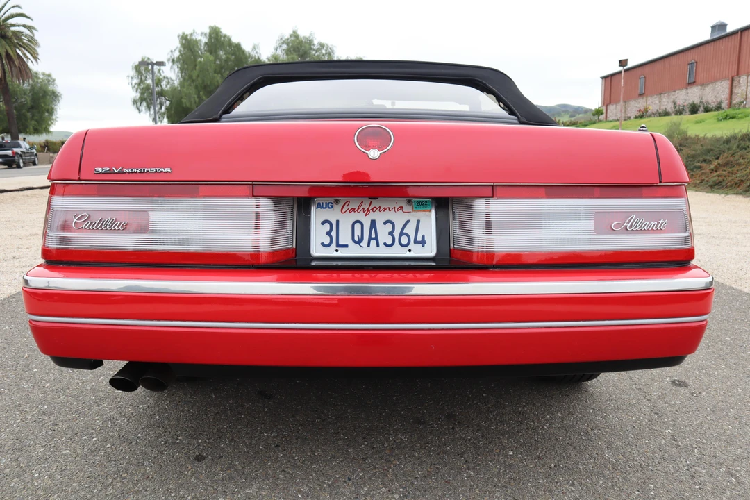 1993 Cadillac Allante - Image 28 of 31