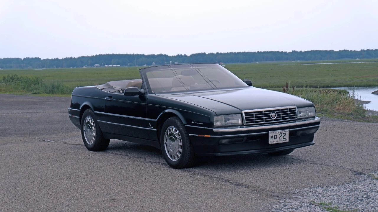 1993 Cadillac Allante - Image 19 of 31
