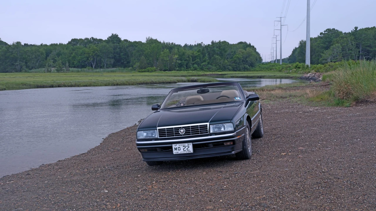 1993 Cadillac Allante - Image 13 of 31