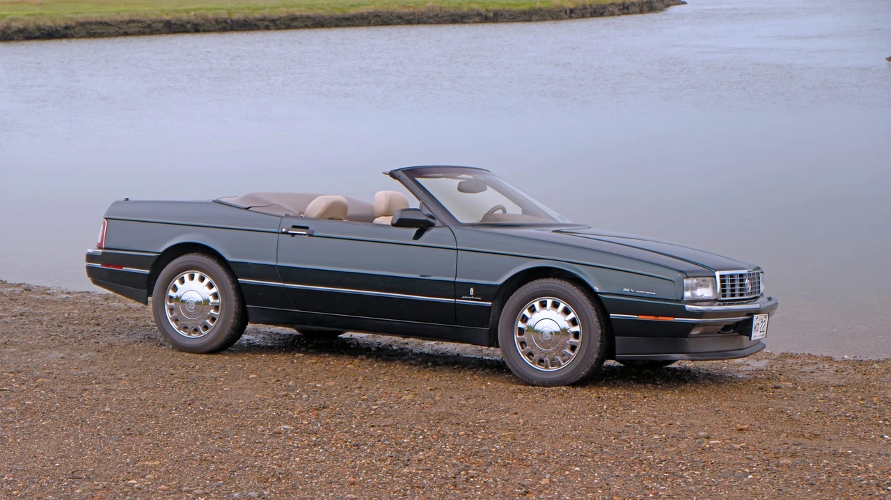 1993 Cadillac Allante - Image 26 of 31