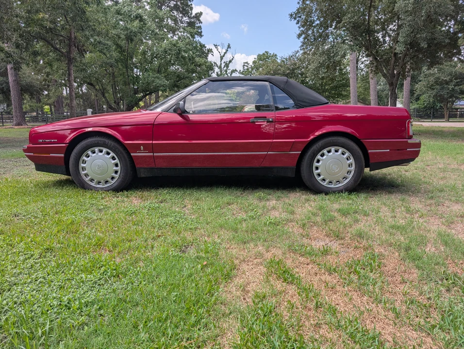1993 Cadillac Allante - Image 8 of 31