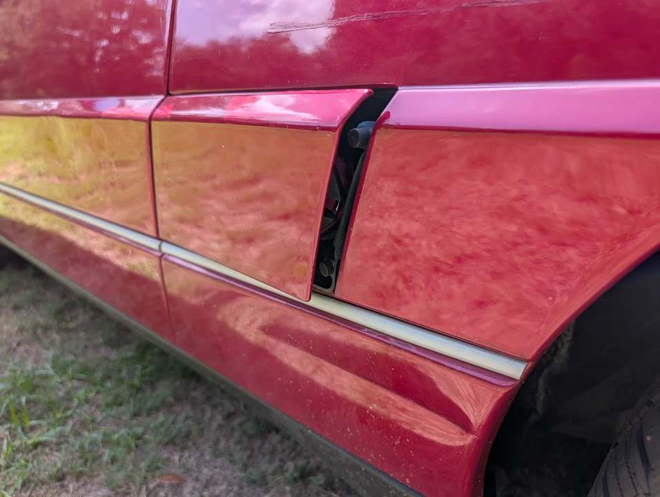 1993 Cadillac Allante - Image 25 of 31