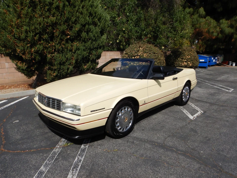 1993 Cadillac Allante - Image 6 of 31