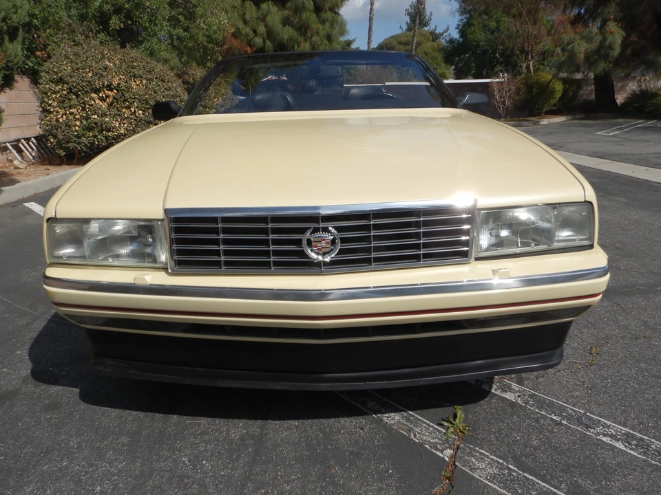 1993 Cadillac Allante - Image 3 of 31
