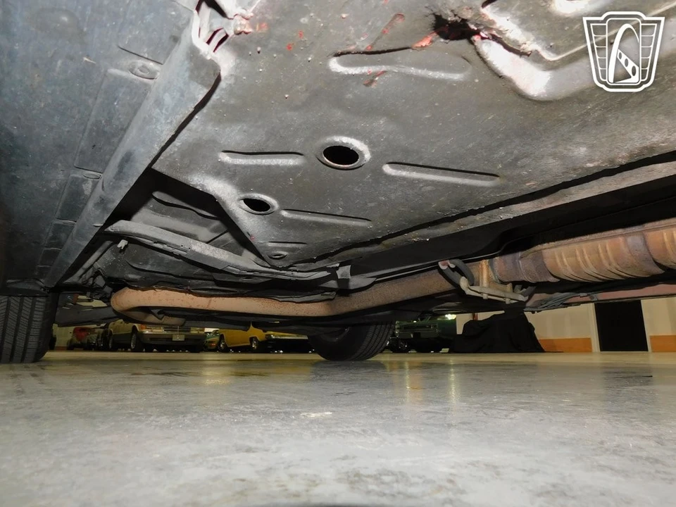 1993 Cadillac Allante - Image 13 of 21