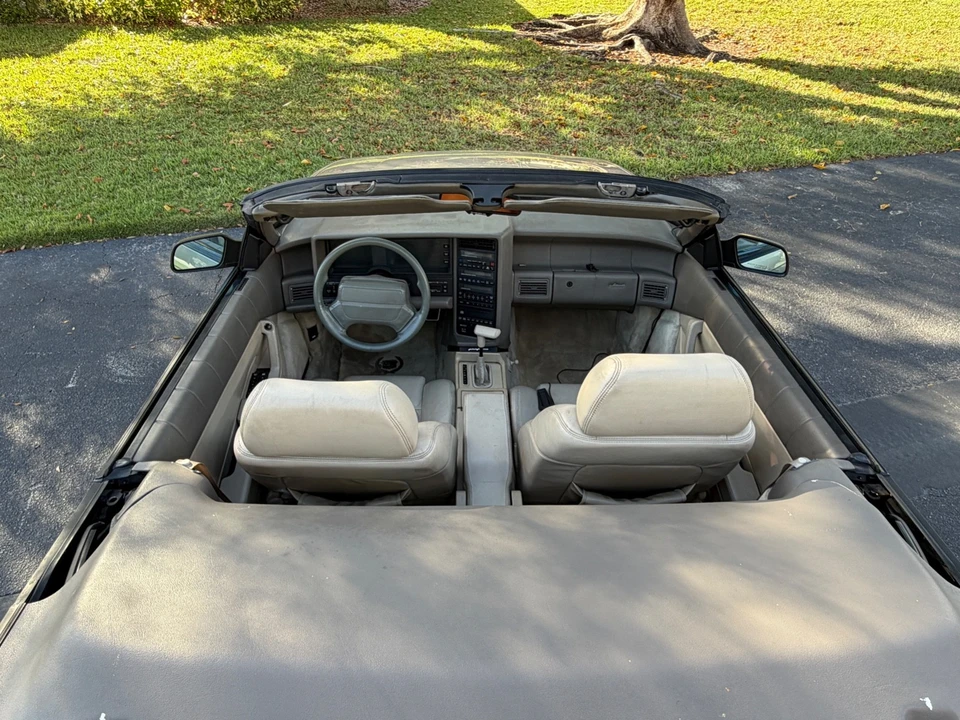 1993 Cadillac Allante - Image 3 of 21