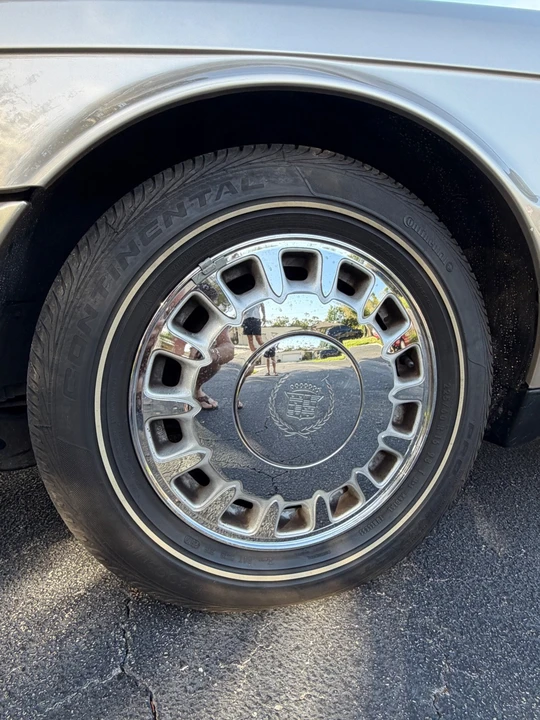1993 Cadillac Allante - Image 10 of 21