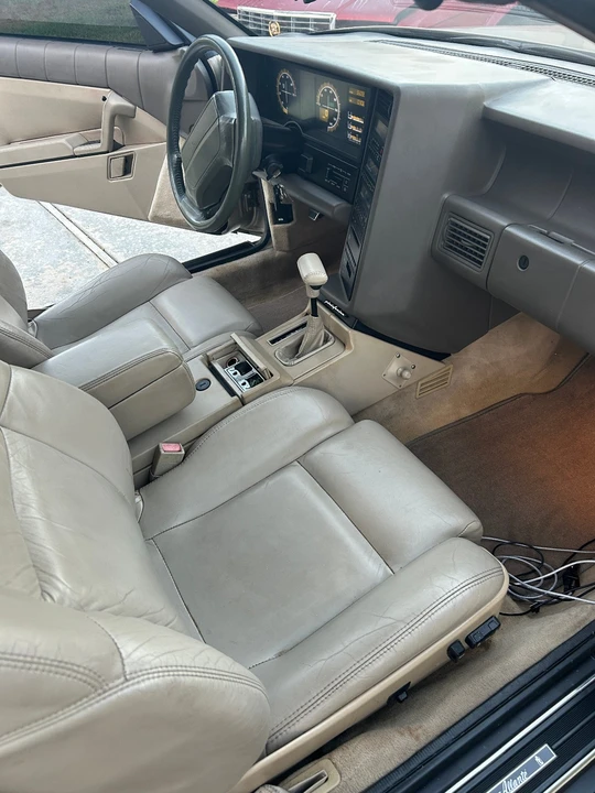 1993 Cadillac Allante - Image 13 of 21