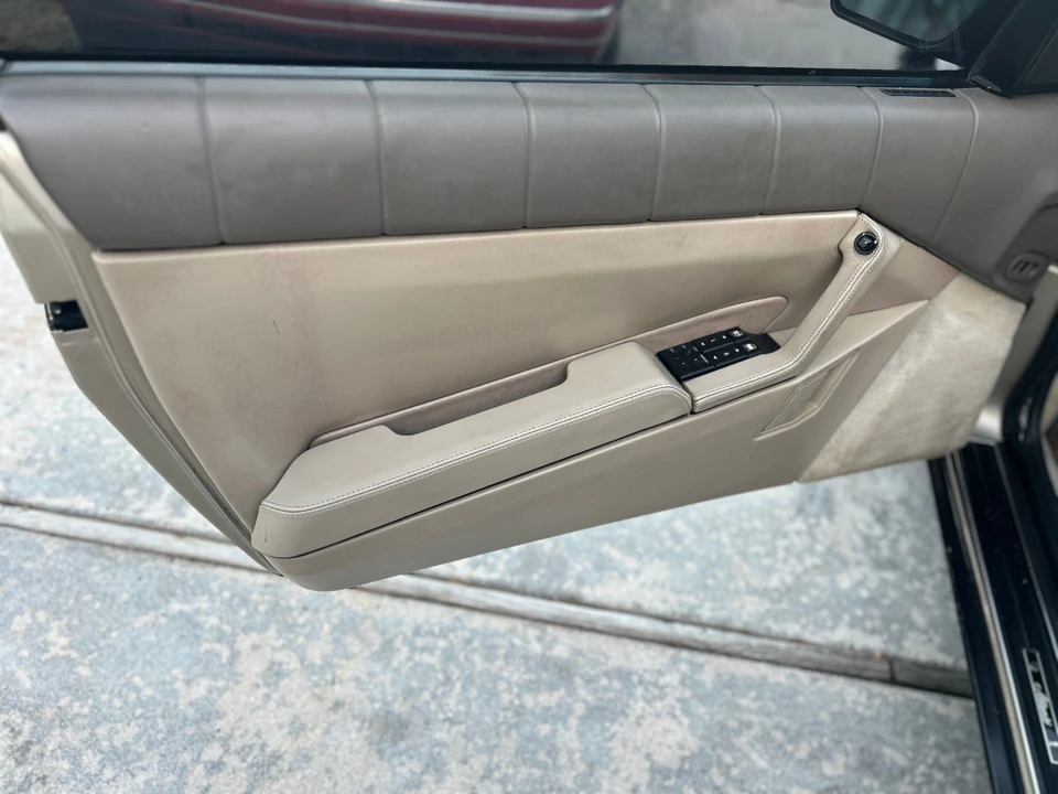 1993 Cadillac Allante - Image 21 of 21