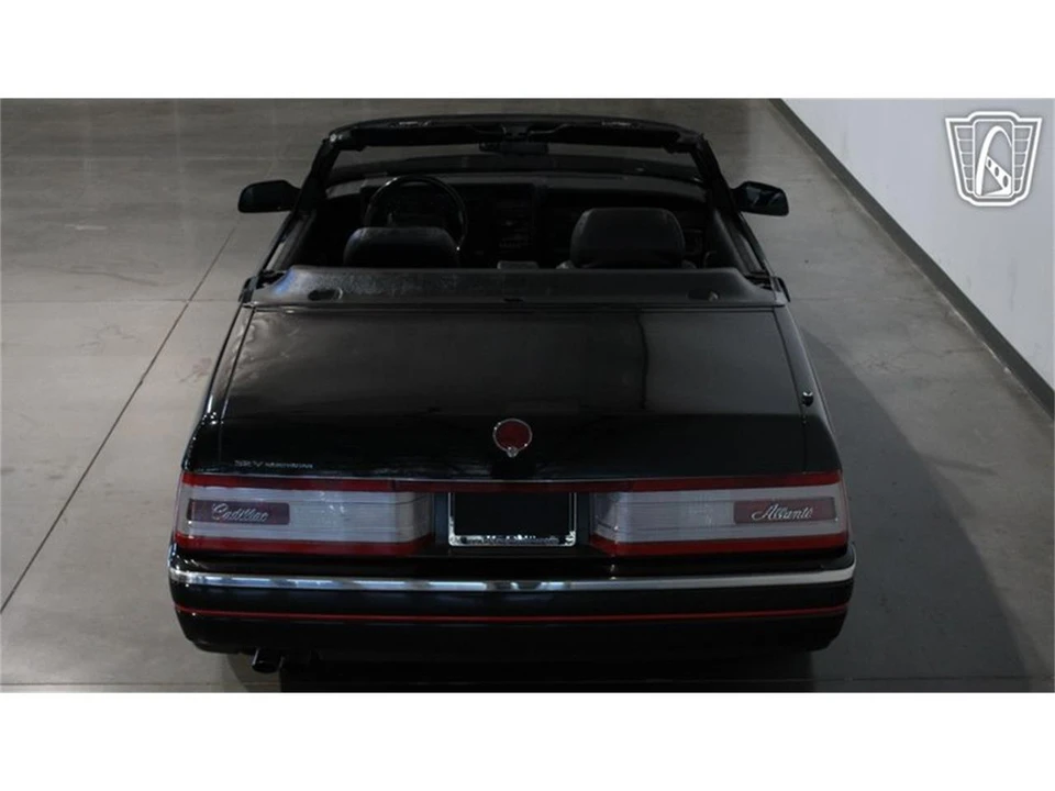 1993 Cadillac Allante - Image 26 of 31