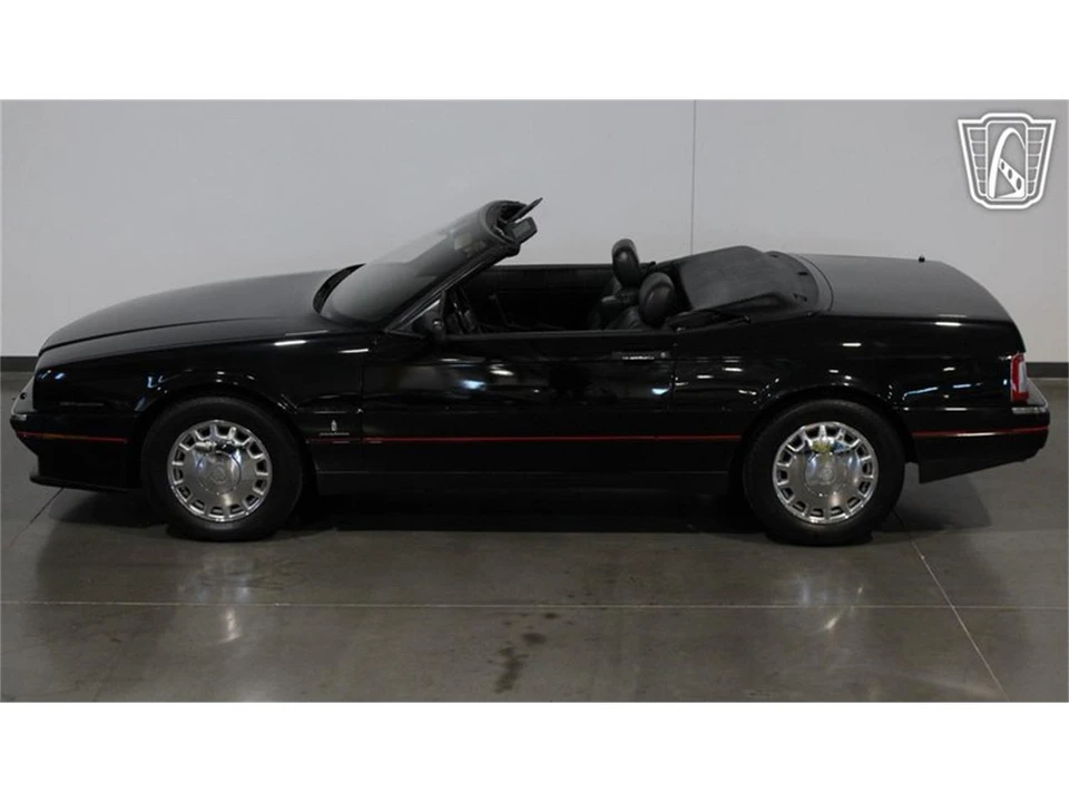 1993 Cadillac Allante - Image 28 of 31