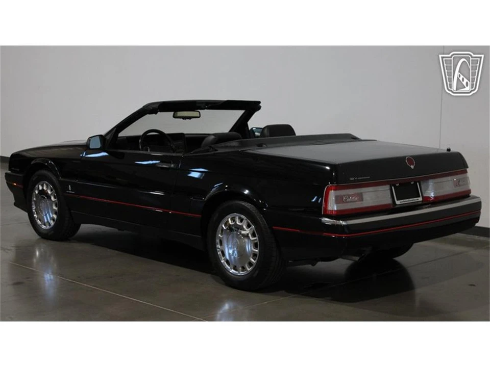 1993 Cadillac Allante - Image 19 of 31