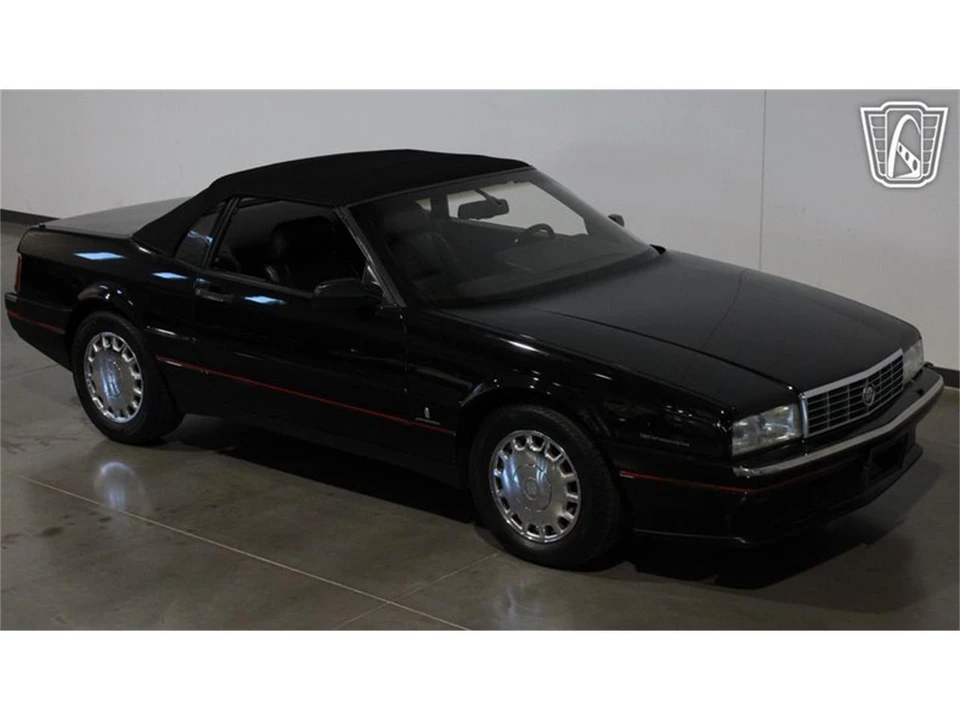 1993 Cadillac Allante - Image 15 of 31