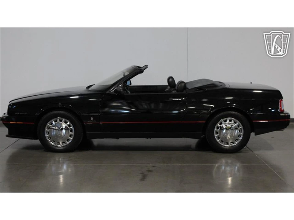 1993 Cadillac Allante - Image 20 of 31
