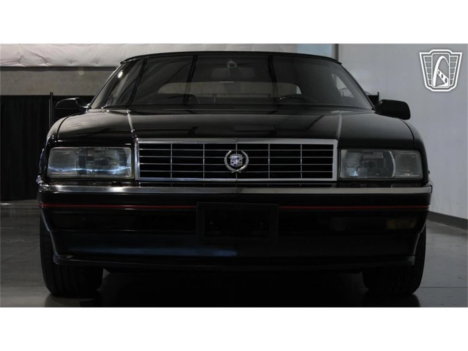 1993 Cadillac Allante - Image 30 of 31