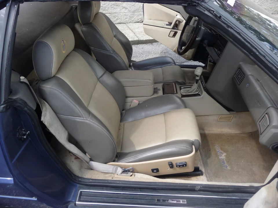 1993 Cadillac Allante - Image 16 of 20