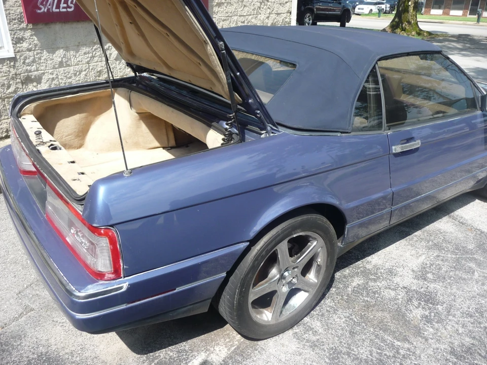 1993 Cadillac Allante - Image 11 of 20