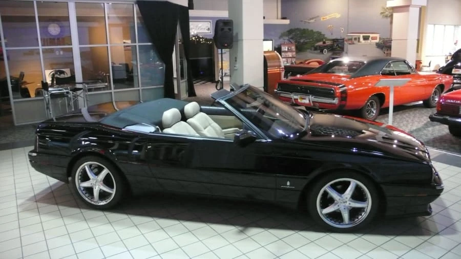 1993 Cadillac Allante - Image 2 of 5