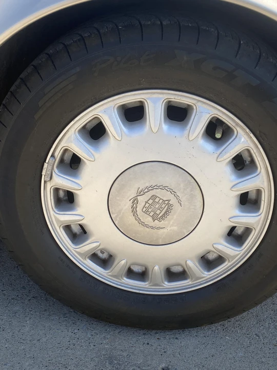 1993 Cadillac Allante - Image 24 of 31