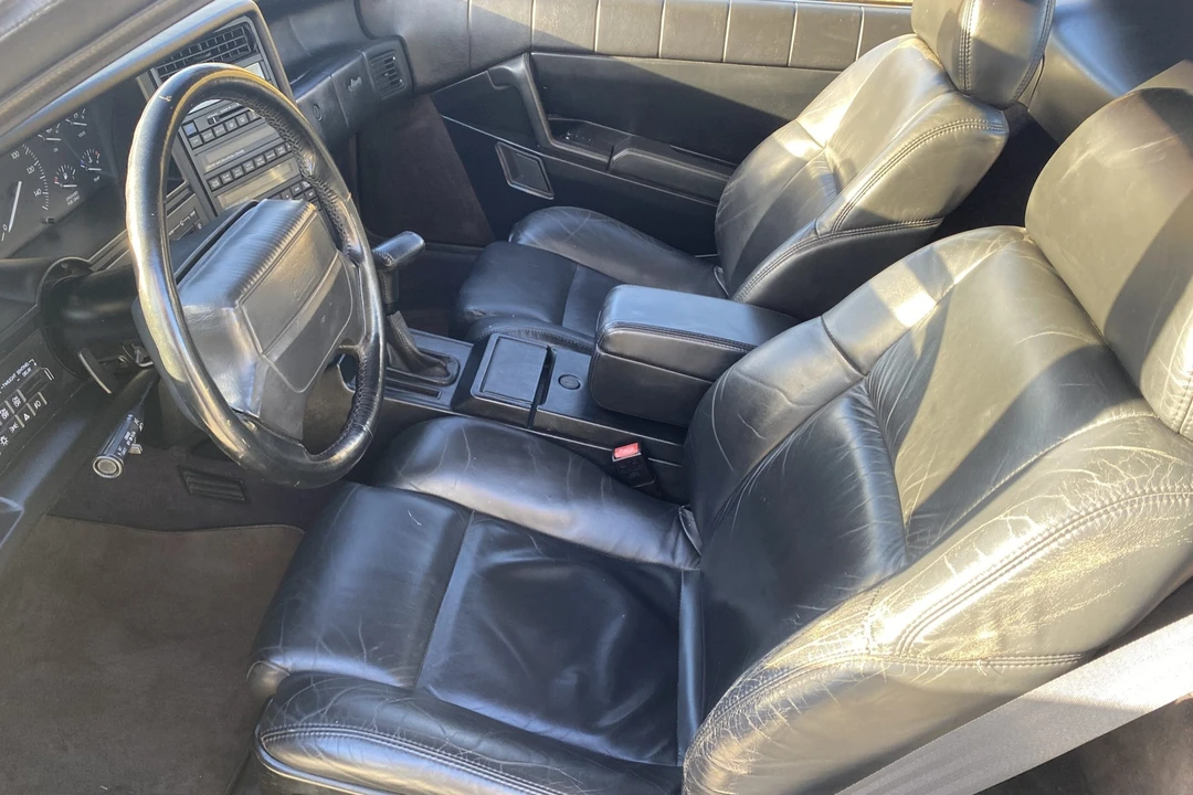 1993 Cadillac Allante - Image 25 of 31