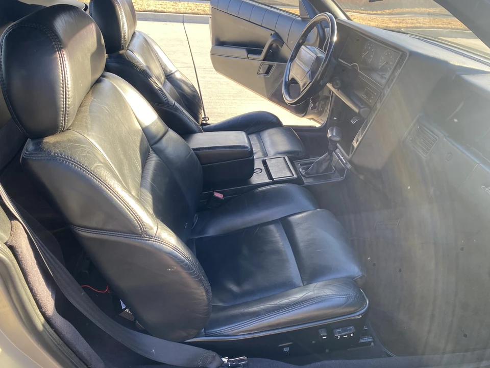 1993 Cadillac Allante - Image 27 of 31