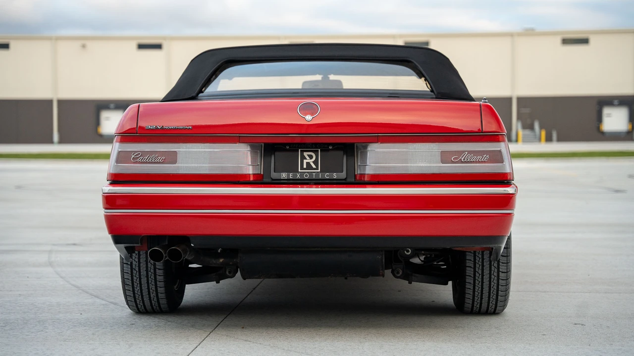 1993 Cadillac Allante - Image 26 of 31