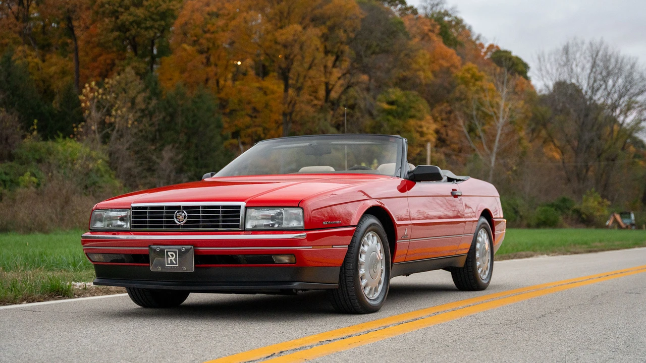 1993 Cadillac Allante - Image 17 of 31