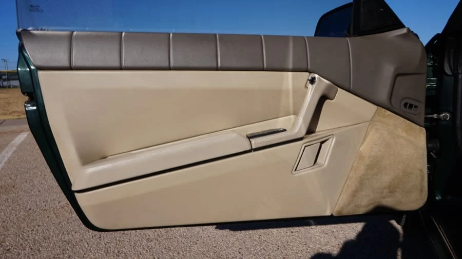 1993 Cadillac Allante - Image 4 of 12