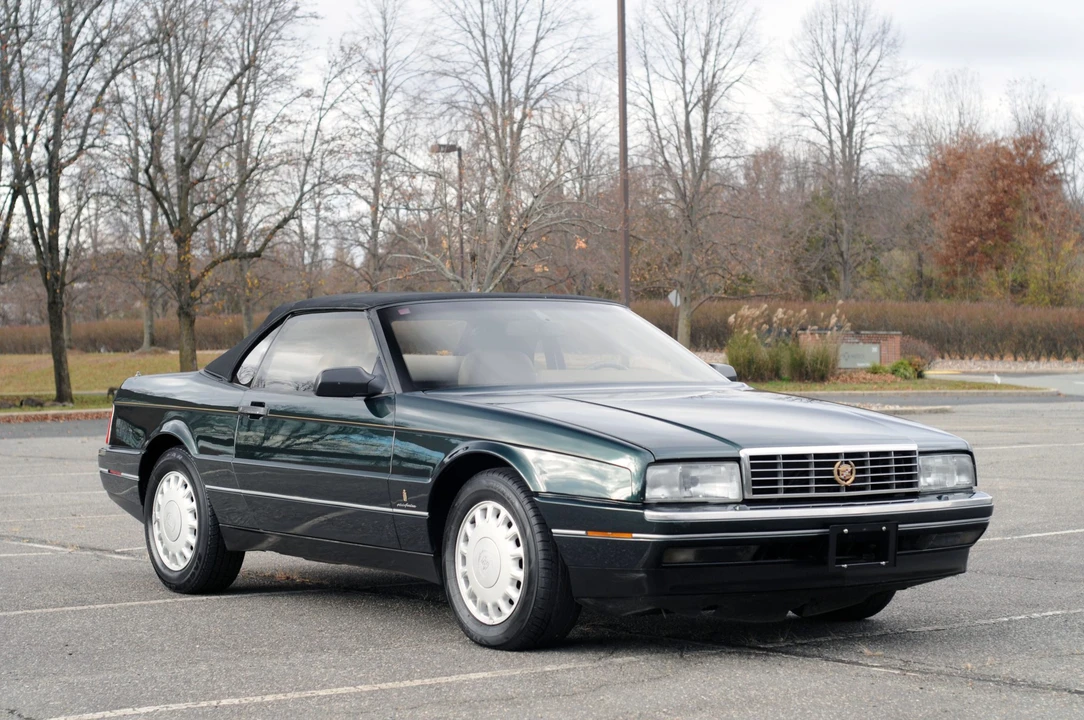 1993 Cadillac Allante - Image 11 of 31