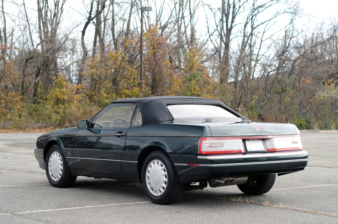 1993 Cadillac Allante - Image 5 of 31