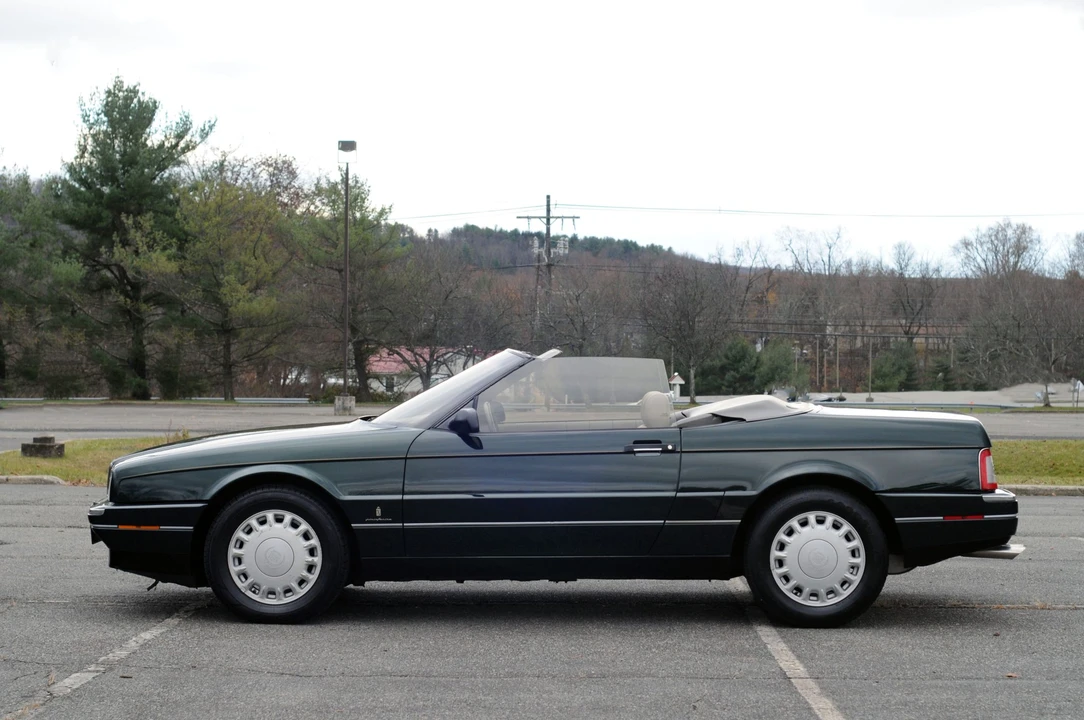 1993 Cadillac Allante - Image 14 of 31
