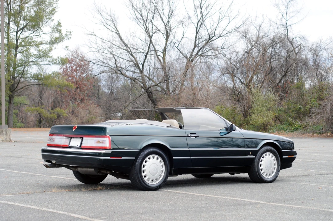 1993 Cadillac Allante - Image 17 of 31