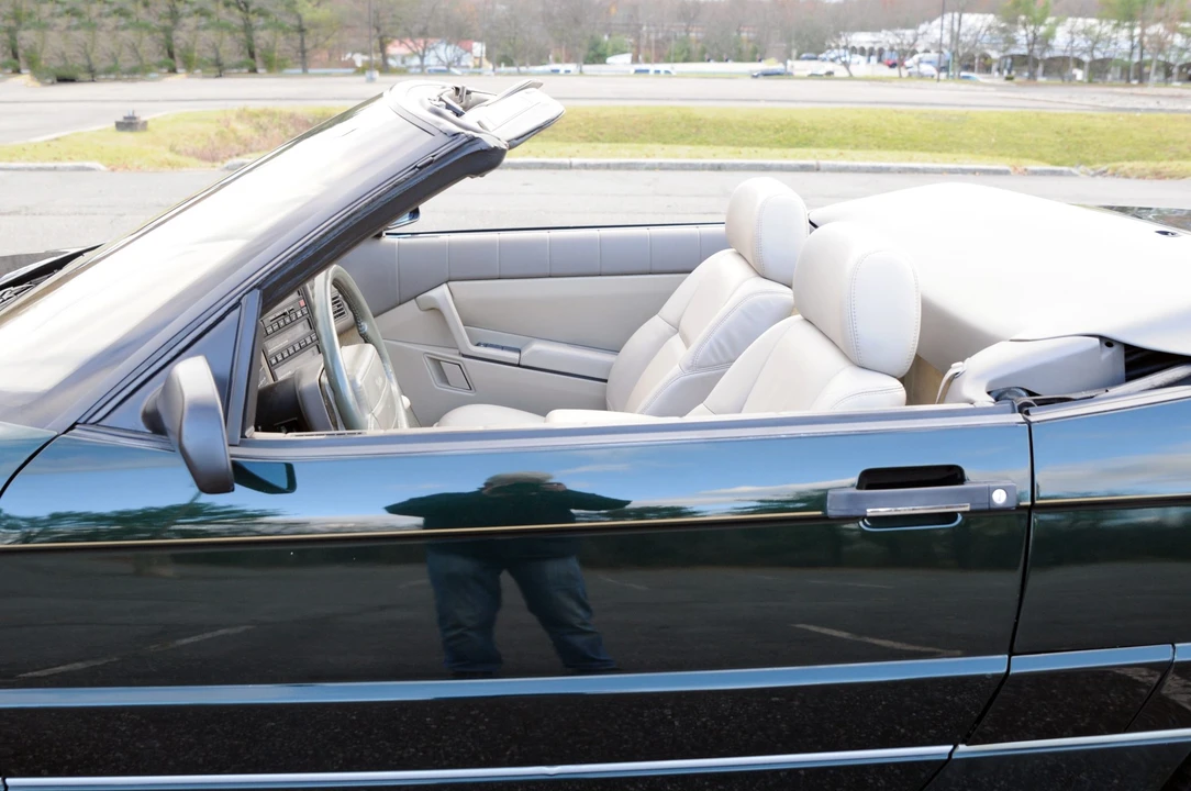 1993 Cadillac Allante - Image 23 of 31