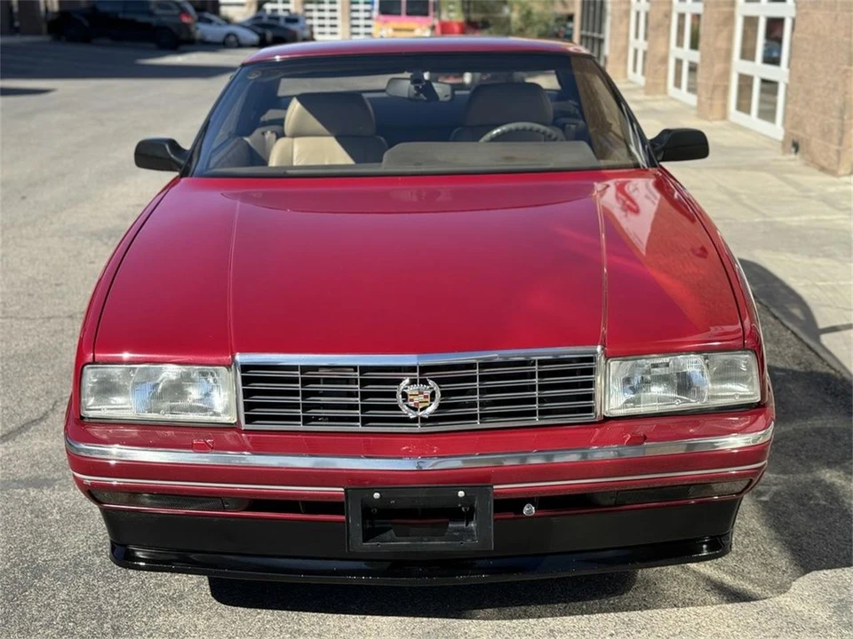 1993 Cadillac Allante - Image 10 of 31