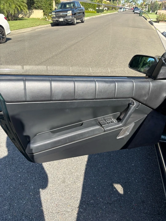 1993 Cadillac Allante - Image 11 of 15
