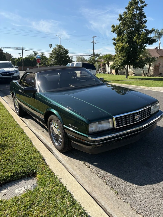 1993 Cadillac Allante - Image 2 of 15