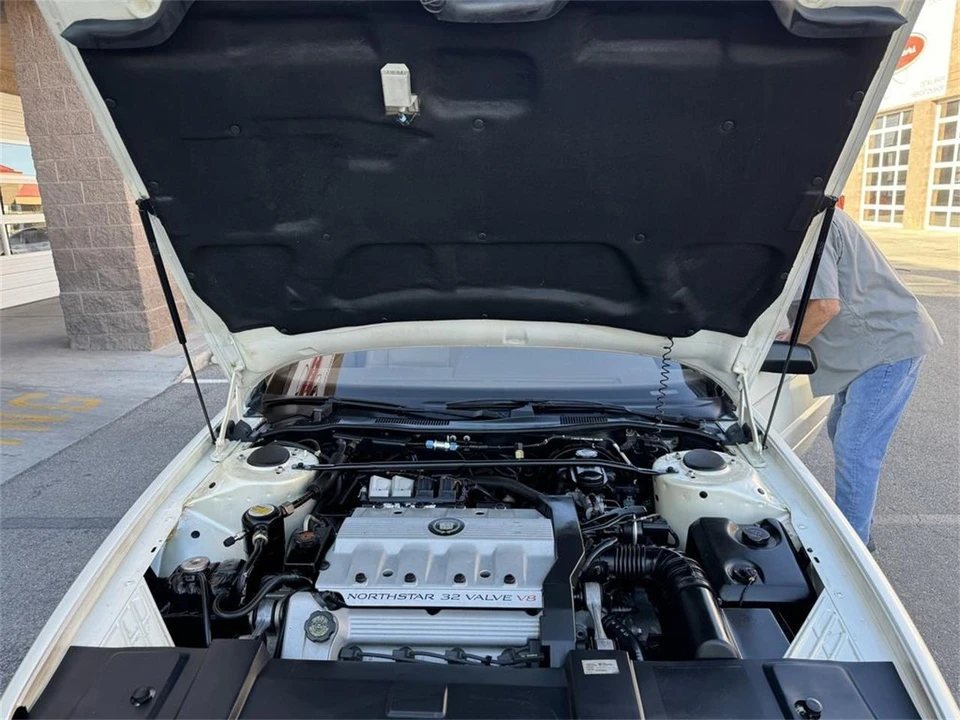 1993 Cadillac Allante - Image 23 of 28