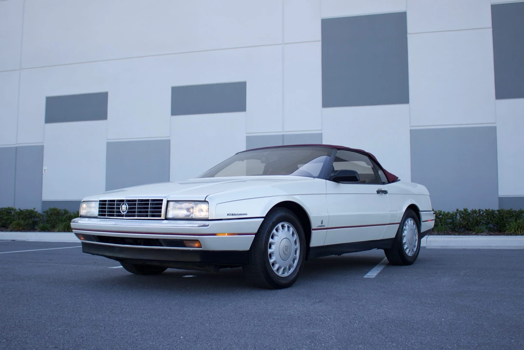 1993 Cadillac Allante - Image 3 of 31