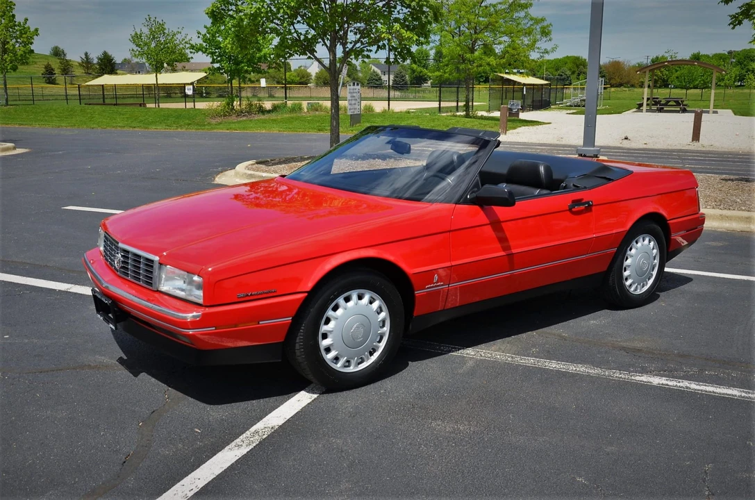 1993 Cadillac Allante - Image 30 of 31