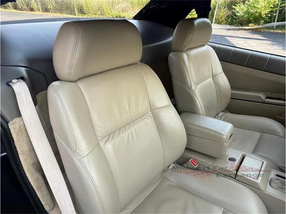 1993 Cadillac Allante - Image 20 of 31