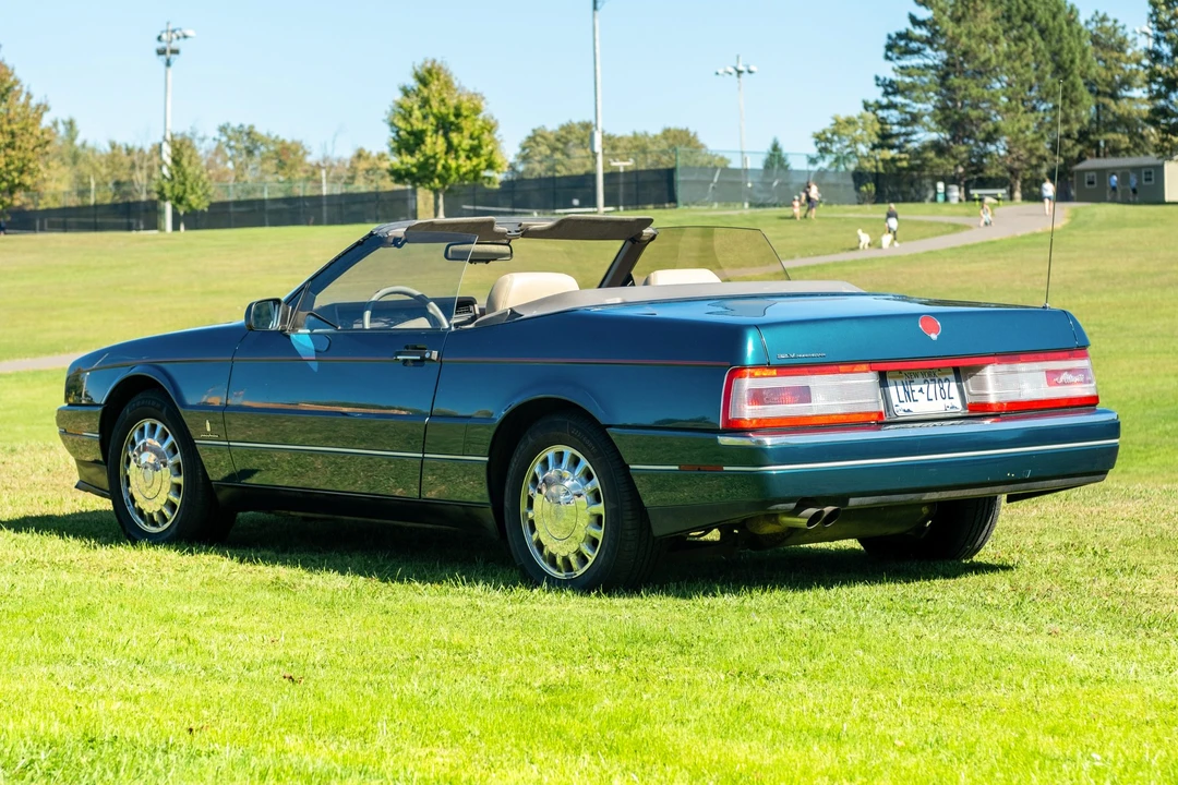 1993 Cadillac Allante - Image 6 of 31