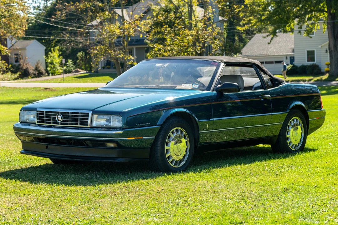 1993 Cadillac Allante - Image 8 of 31