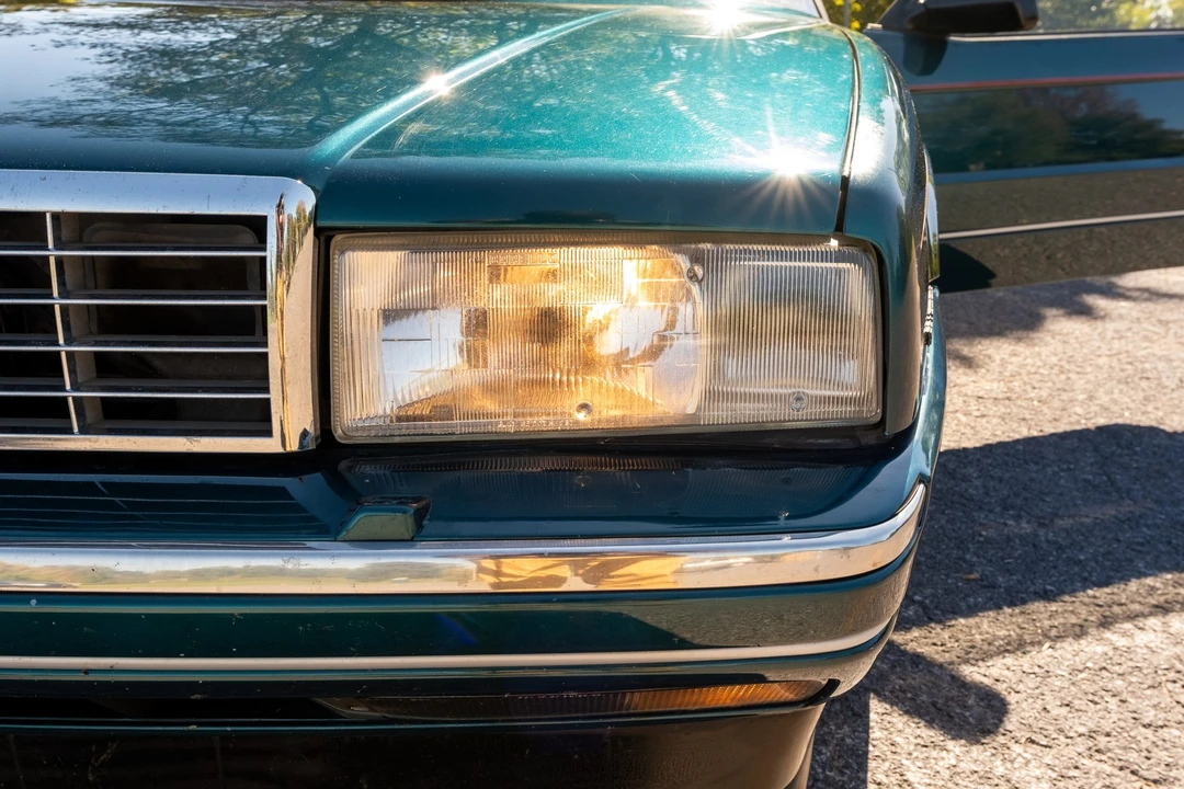 1993 Cadillac Allante - Image 19 of 31