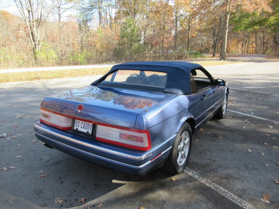 1993 Cadillac Allante - Image 15 of 31