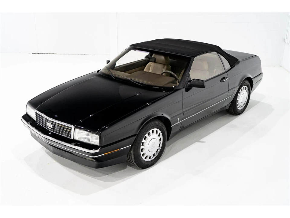 1993 Cadillac Allante - Image 30 of 31