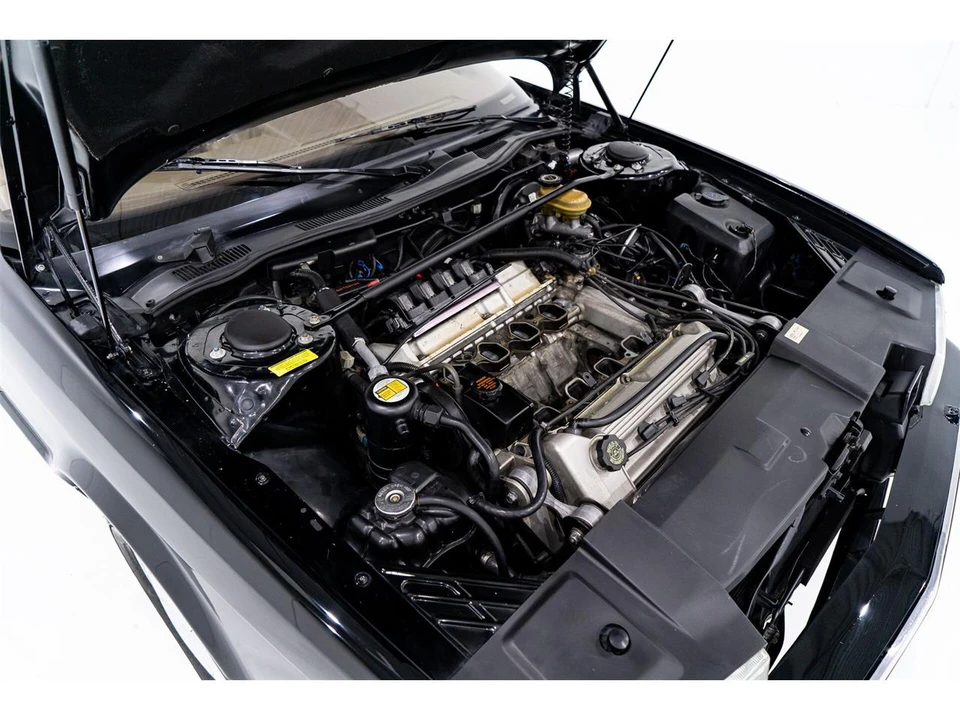 1993 Cadillac Allante - Image 16 of 31
