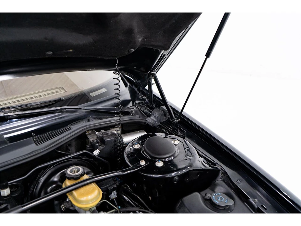 1993 Cadillac Allante - Image 19 of 31